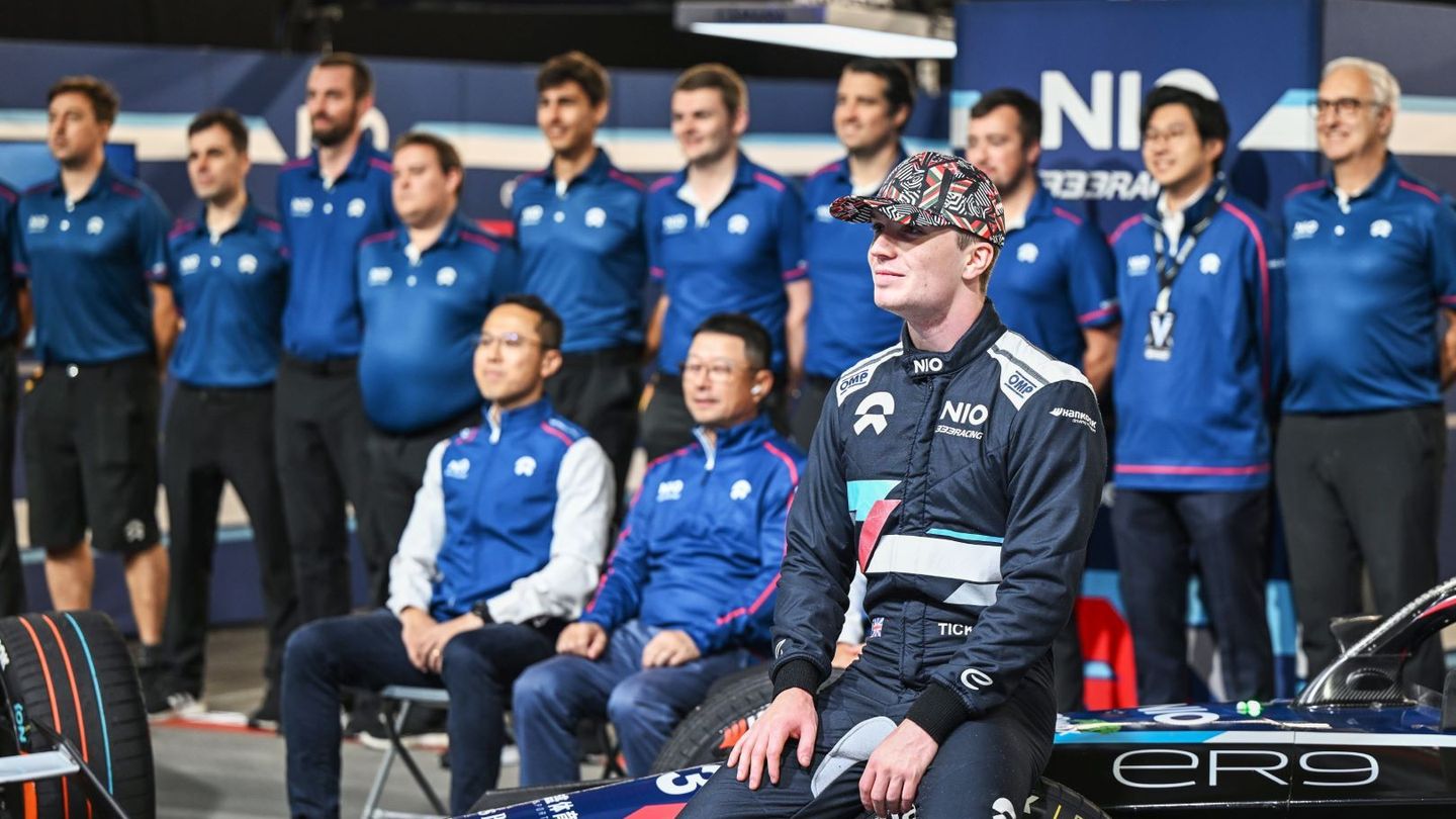 Ticktum Insists He Deserves More From His Formula E Team 3 Dan Ticktum racing on home turf in Formula E