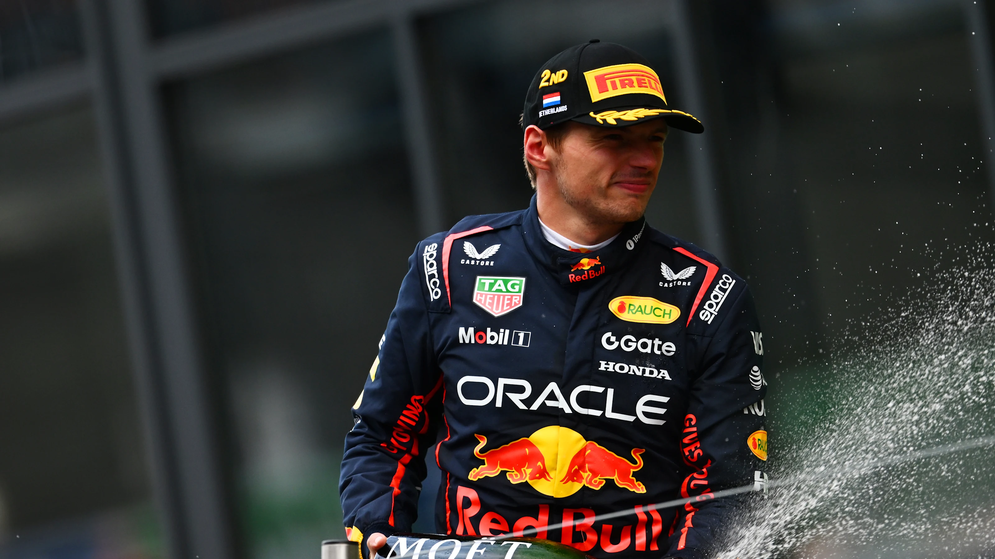 Red Bull vows to regroup after tough Zandvoort race with no escape 2 Dutch Grand Prix action at Zandvoort