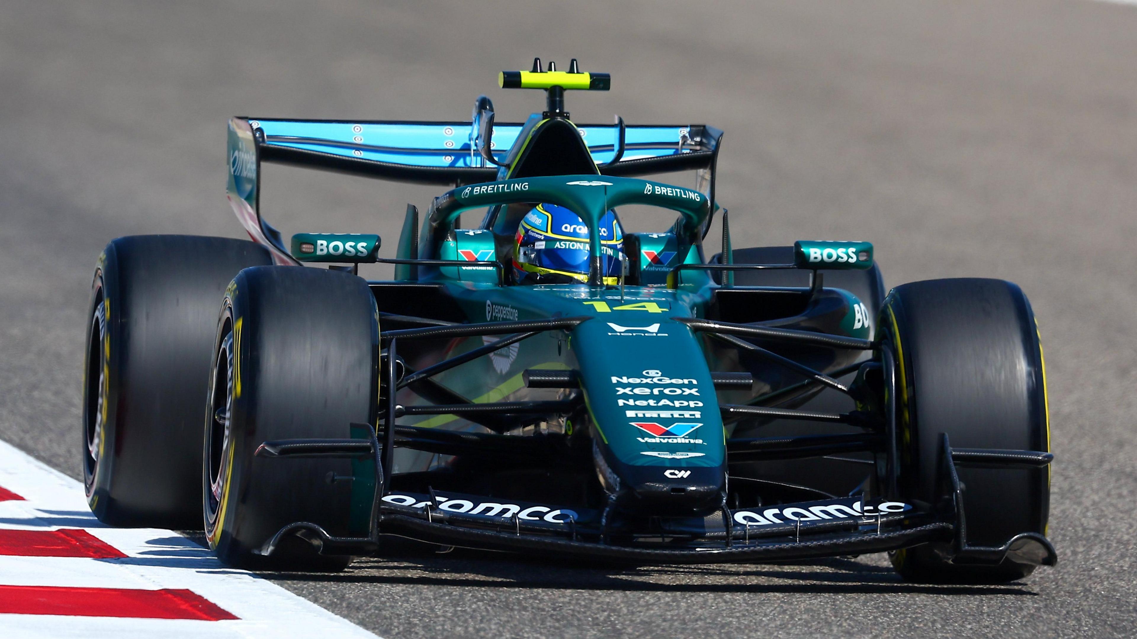 Fernando Alonso Clashes Over 'Healthy' Engine Issue 2 Aston Martin AMR26 in Baku amid reliability concerns