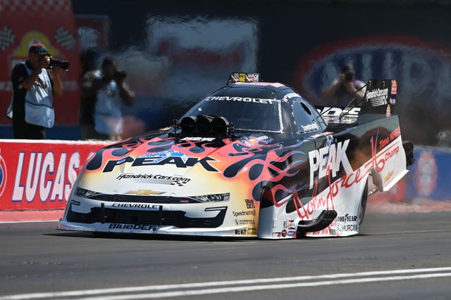 Beckman Dominates PlayNHRA Funny Car All-Star at U.S. Nationals 2 Jack Beckman wins the Funny Car All-Star Callout at Indianapolis Raceway Park