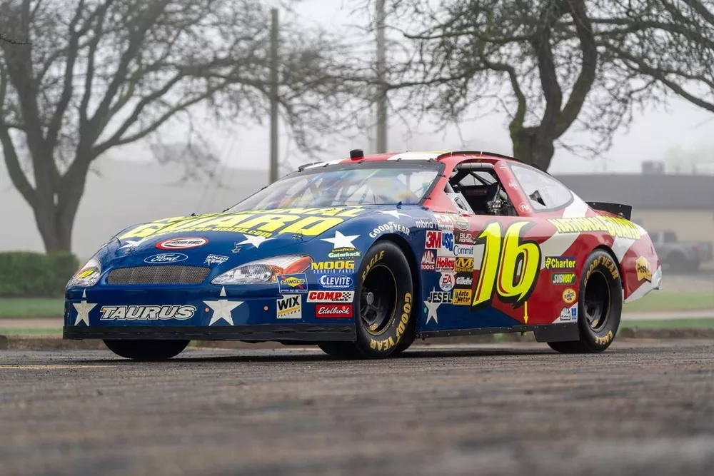 Cleetus McFarland Secures Greg Biffle’s 2004 NASCAR Cup Car for $47,000 2 Cleetus McFarland buys Greg Biffle’s 2004 No. 16 Roush Ford Taurus at Mecum Nashville