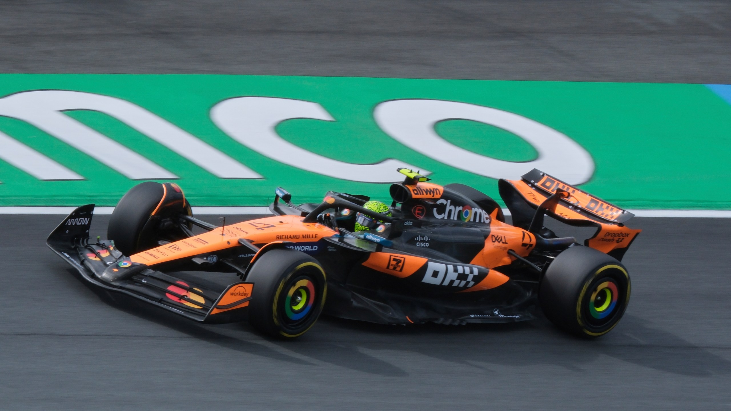 Lando Norris Earns Sweet Spot Praise Despite Fading F1 Title Chances 3 Lando Norris and Oscar Piastri during McLaren’s 2026 campaign