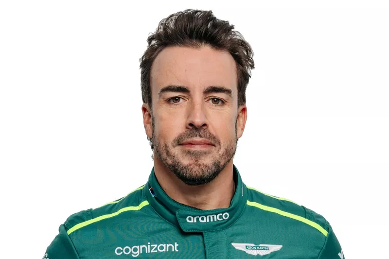 Fernando Alonso’s Aim in Baku: Save Key Parts for F1 Triple-Header 2 Fernando Alonso and Aston Martin during the Baku weekend