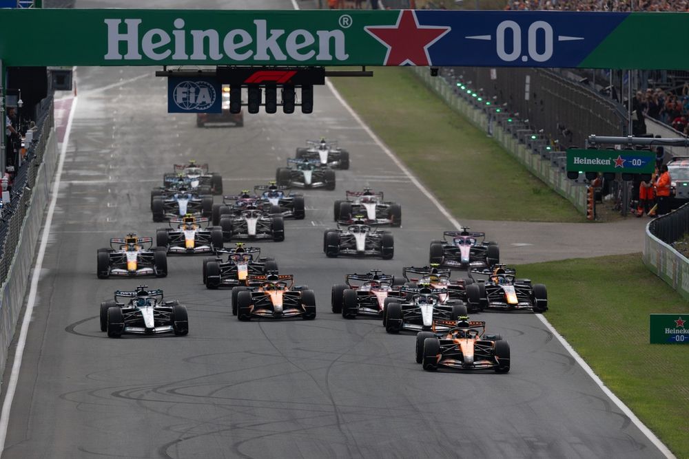 Former Engineer Calls for Augmented F1 Stewarding to Speed Up Decisions 2 Rob Smedley advocates an augmented stewarding group to speed up F1 race decisions