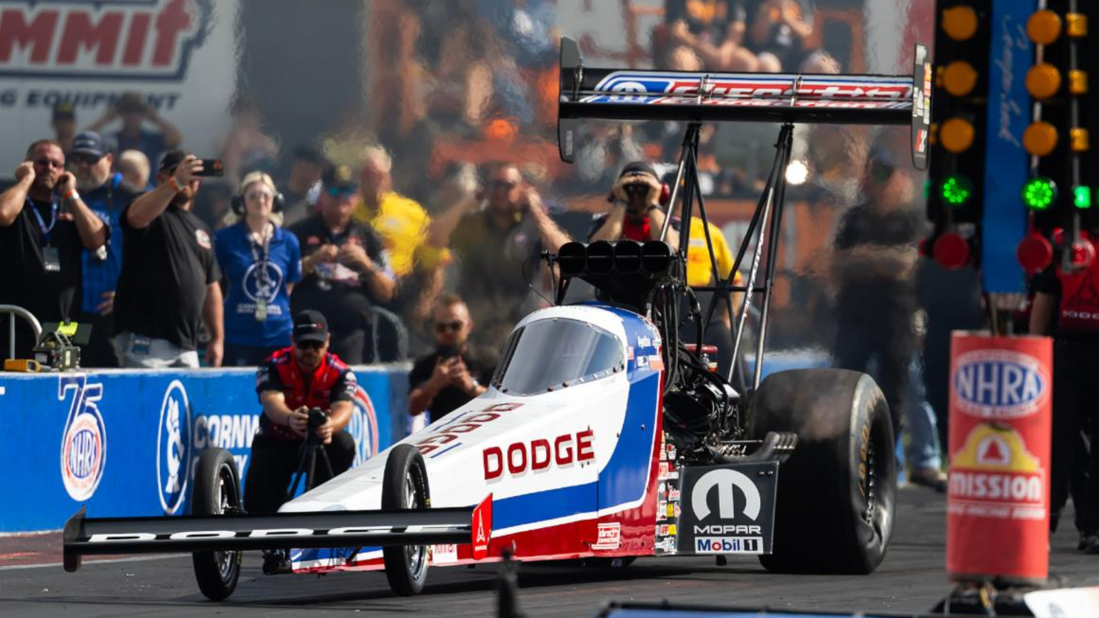 Hagan Aims to Extend Points Lead as Pruett Seeks Rockingham Turnaround 2 Leah Pruett and Matt Hagan prepare for the Rockingham NHRA Nationals