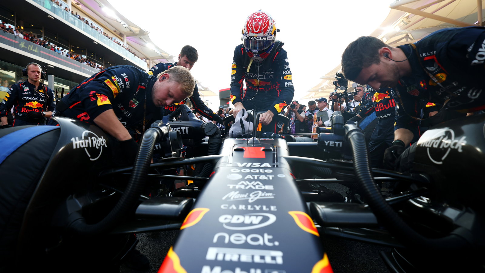 Jacques Villeneuve Strongly Backs Red Bull’s Controversial Team Orders at F1 Azerbaijan GP 3 Villeneuve analyses Verstappen’s and Red Bull’s late-race strategy dynamics in Baku