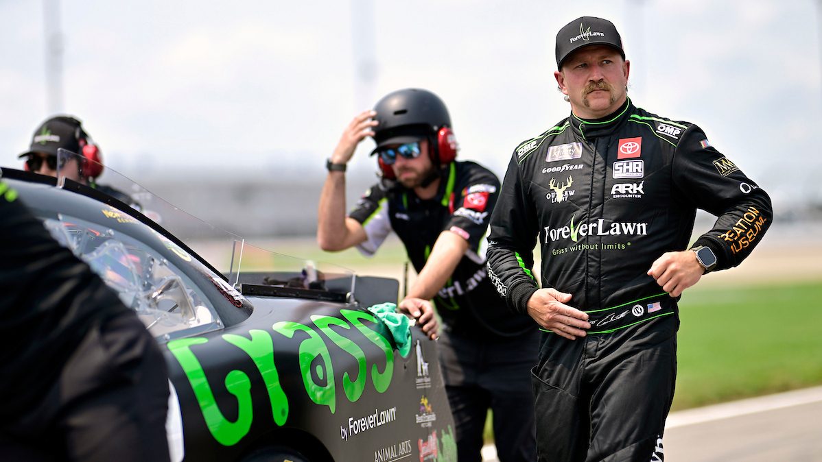 Jeffrey Earnhardt Confirms NASCAR Racing With Top Equipment in 2027 2 Jeffrey Earnhardt announces a 2027 NASCAR return with competitive equipment
