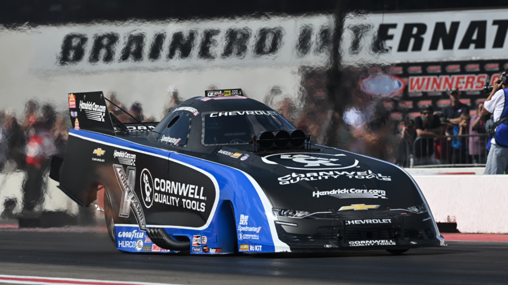 One Year After Top Fuel Return, Vandergriff Battles for Funny Car Title 3 Jordan Vandergriff led the Brainerd Funny Car field one year after his Top Fuel return