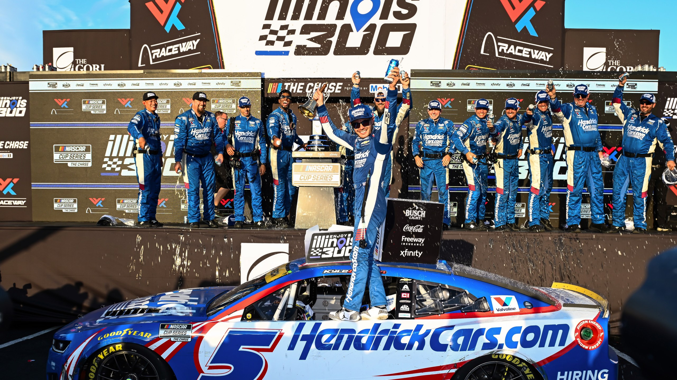 Kyle Larson Praises Chase Start as ‘Perfect’ for Team Success 3 Larson’s recent form strengthens his NASCAR title push