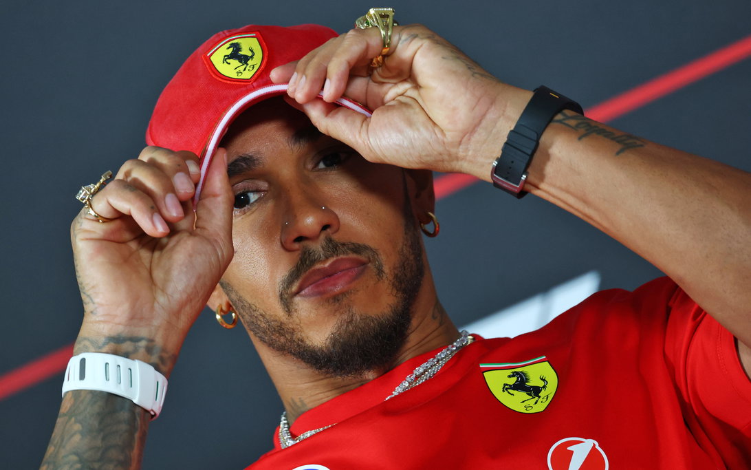 Lewis Hamilton Delivers Strong Message to Concerned Ferrari Fans 2 Lewis Hamilton addresses Ferrari fans after Monza incident with Charles Leclerc
