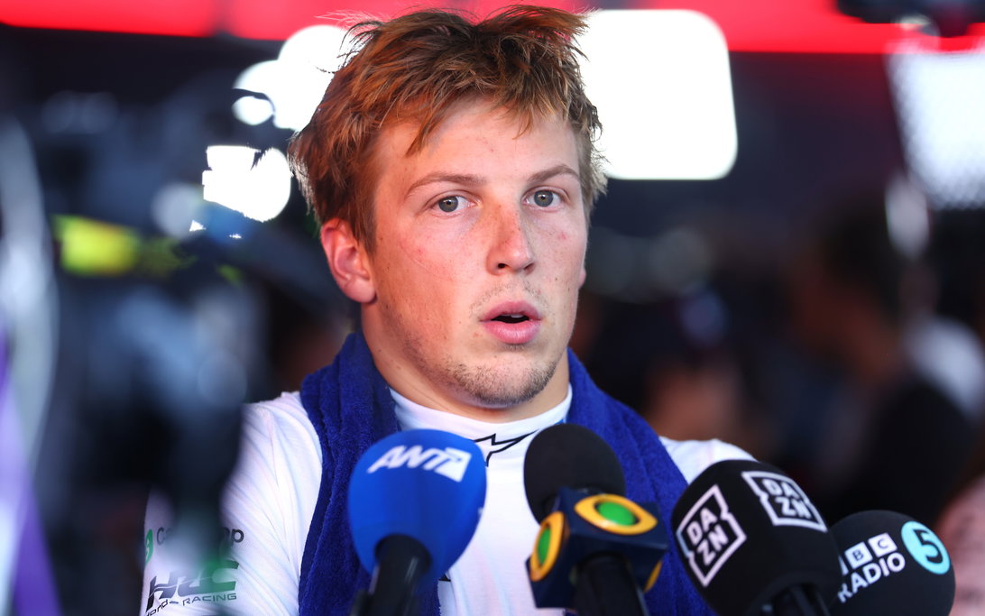 Liam Lawson Reveals How Christian Horner Transformed Red Bull Team 3 Lawson reflects on differences between Christian Horner and Laurent Mekies
