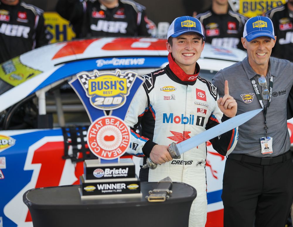 Thomas Annunziata Claims ARCA Title on Tiebreaker After Teammate Clash 2 ARCA Menards Series action during a tense season finale