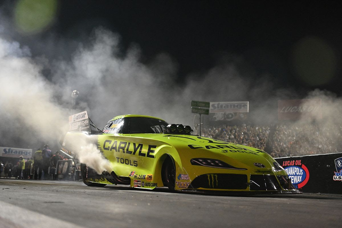 Ron Capps Dominates with 40th No. 1 Qualifier, Leads Funny Car Points at U.S. Nationals 3 Ron Capps launches during a provisional No. 1 run at Indianapolis