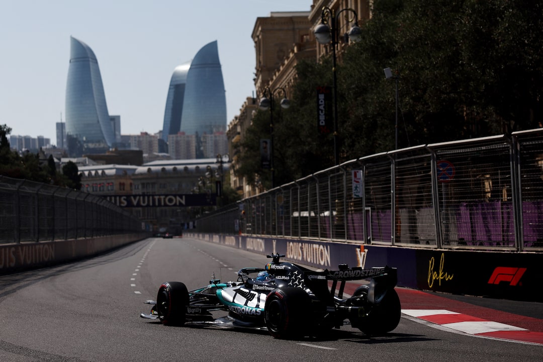 Mercedes’ Baku Domination Leaves F1 Rivals Scrambling for Answers 2 George Russell leads Kimi Antonelli as Mercedes dominate practice at the Baku City Circuit