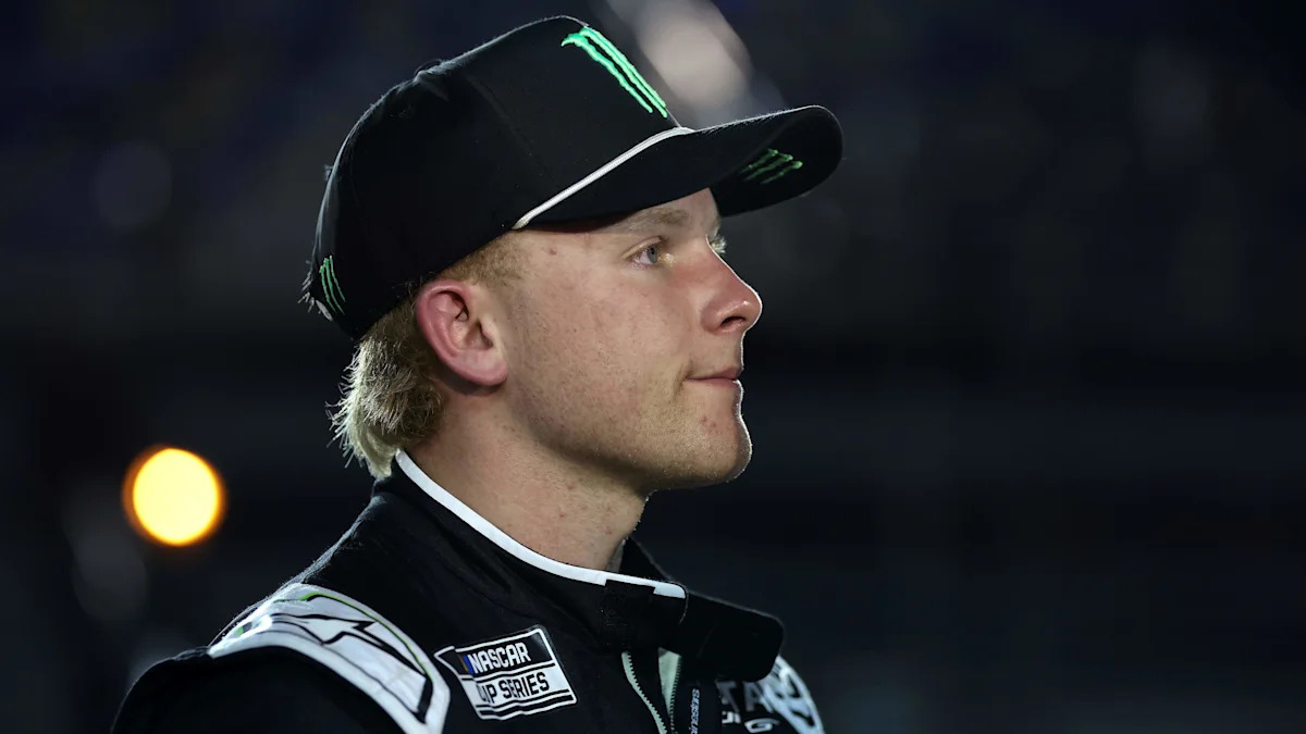 Ty Gibbs Admits Mistake in Bristol Bottle Toss After NASCAR Hauler Call 3 Tensions rise as drivers and crews converge during Bristol’s pit-road confrontation