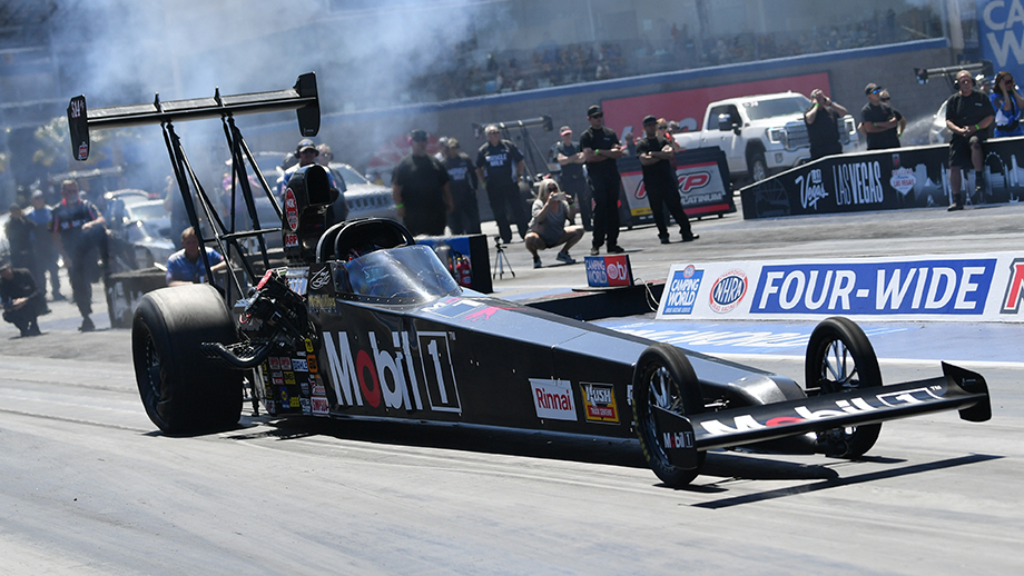 Sellout Crowd Thrills at First NHRA Nationals at The Rock 2 Packed grandstands at Rockingham Dragway during NHRA Nationals qualifying