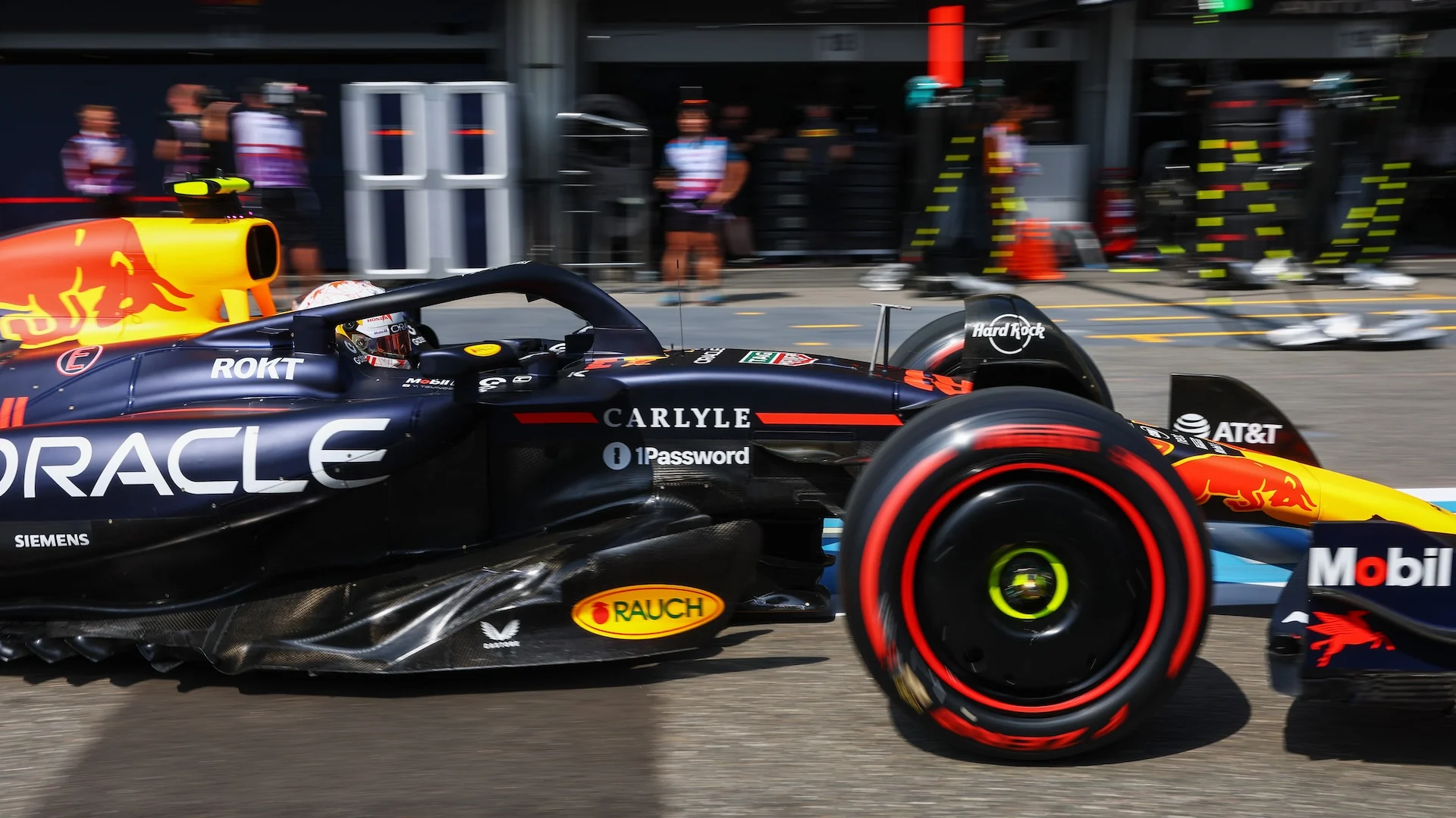 Discover Top Tyre Strategy Choices for Azerbaijan Grand Prix Success 2 Strategy options graphic ahead of the Azerbaijan Grand Prix at Baku City Circuit