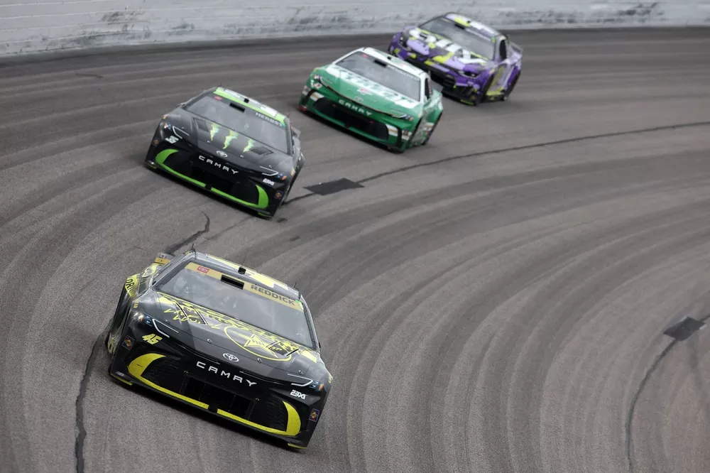 Tyler Reddick Warns: ‘We Got Big Problems’ After 23XI Struggles 2 Tyler Reddick and 23XI assess performance issues after Kansas