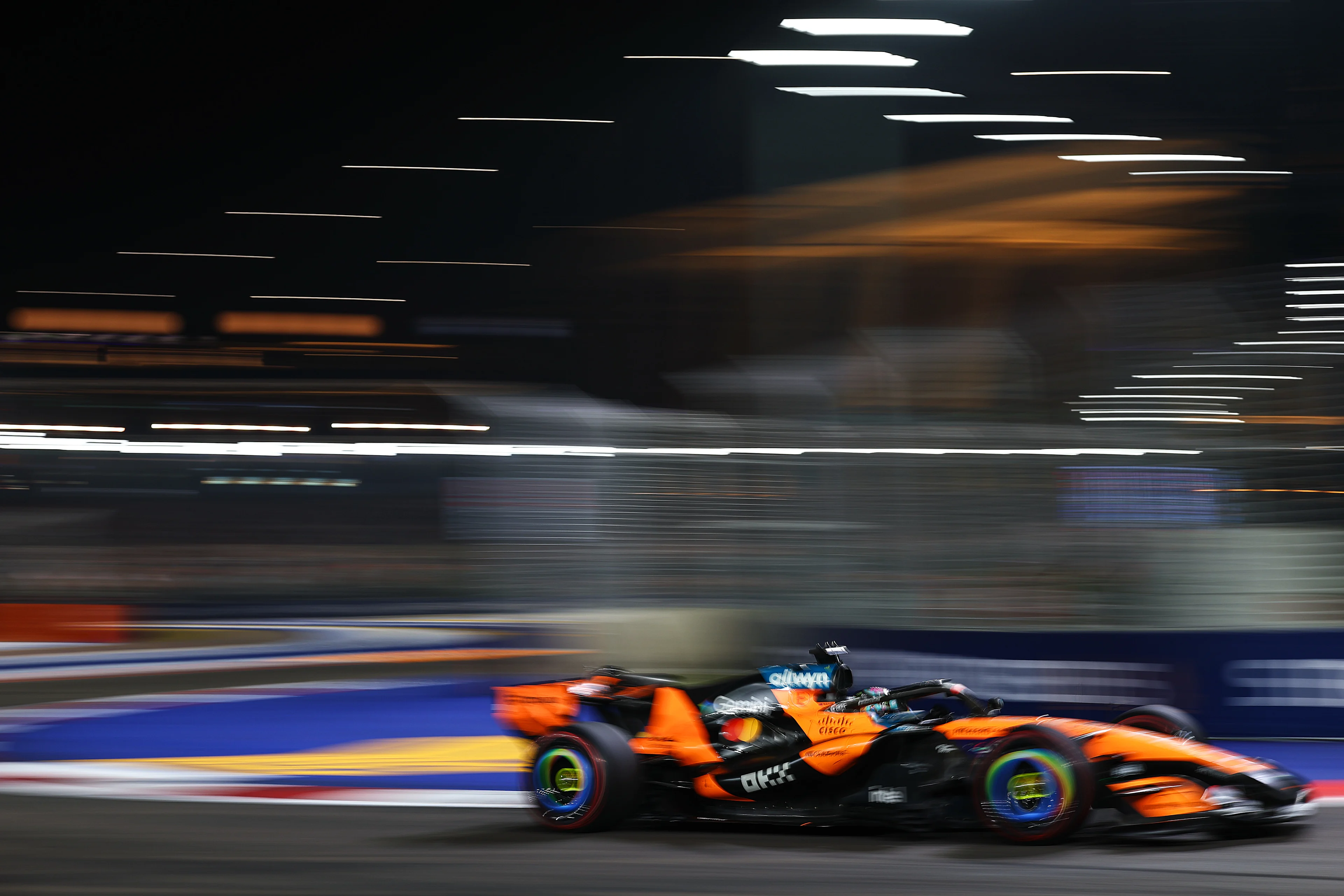 Lewis Hamilton and Max Verstappen Demand Urgent Singapore F1 Track Fixes 3 Night race action at the Singapore Grand Prix, Marina Bay circuit