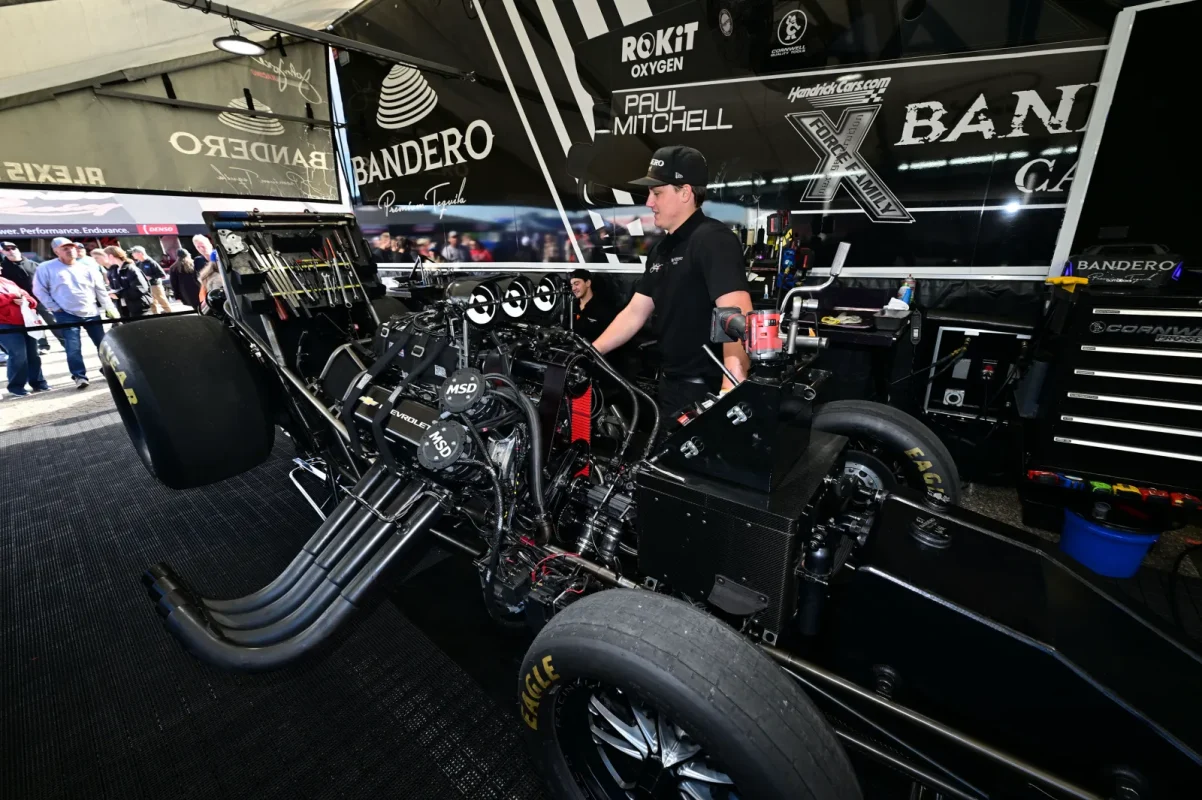 Alexis DeJoria Powers Through with Consistent Wins at Texas FallNationals 2 Alexis DeJoria in the Bandero Café Funny Car during Texas FallNationals qualifying