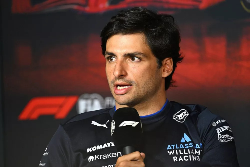 Sainz Doubts Big Turnaround After Tough US Race With Williams 3 Williams driver Carlos Sainz assesses practice data during the US GP weekend