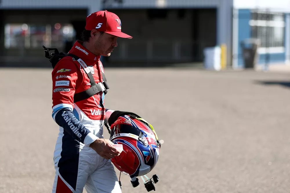 Full NASCAR Cup Points Standings After Thrilling 2026 Phoenix II 2 NASCAR Cup standings tighten after Phoenix II as the title fight narrows