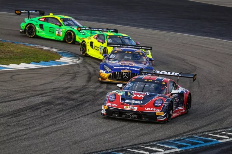 Engel Reveals Porsche Drivers Pushed Him Fiercely in DTM Title Battle 2 Maro Engel leads Porsche rivals during the DTM title decider at Hockenheim