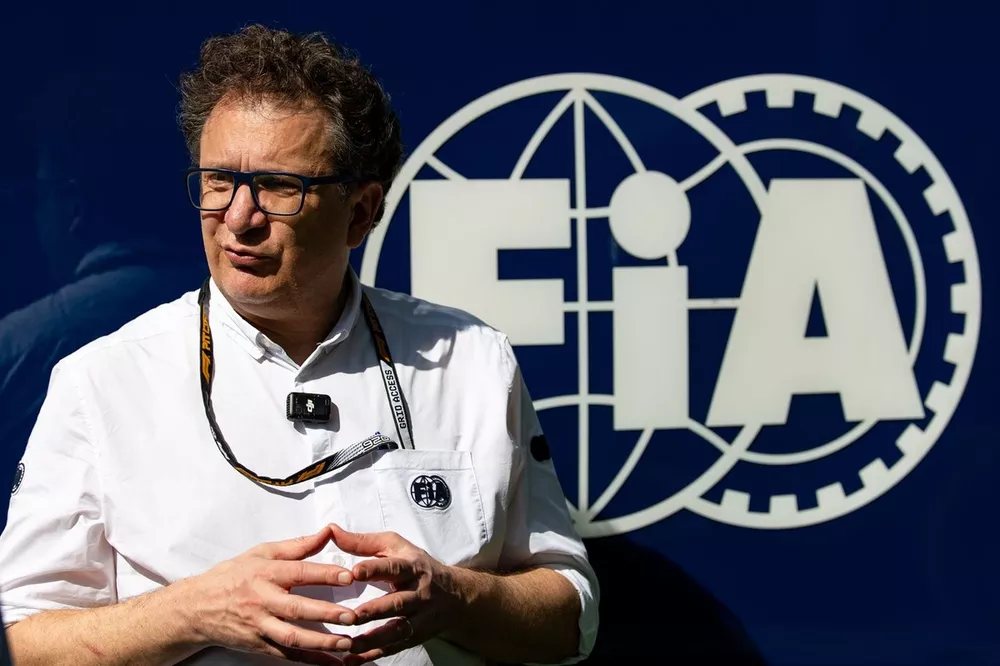 FIA Wraps Up Malaysia F1 Chaos Probe and Announces Crucial Next Steps 2 F1 cars bunch behind the safety car at Sepang during wet conditions