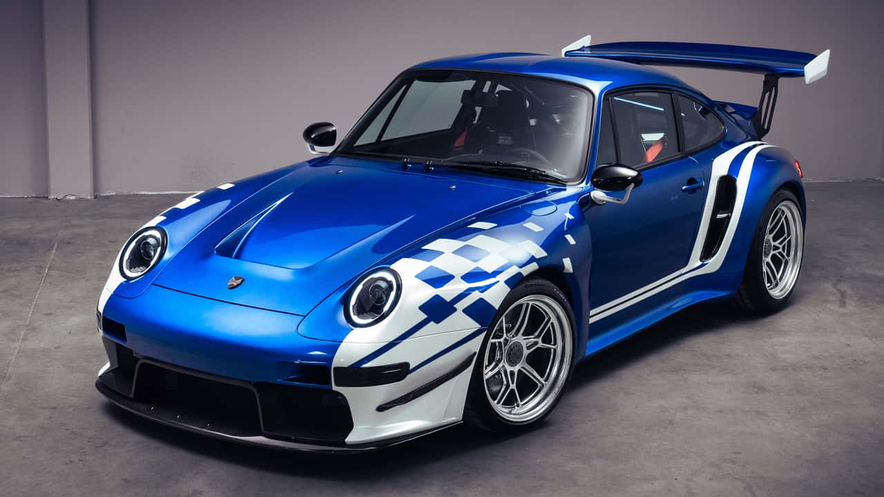 Martin Brundle Reveals Stunning 860hp Porsche 911 Build with Daughter Charlie 2 Gunther Werks Brundle Edition Turbo Porsche 911 on display
