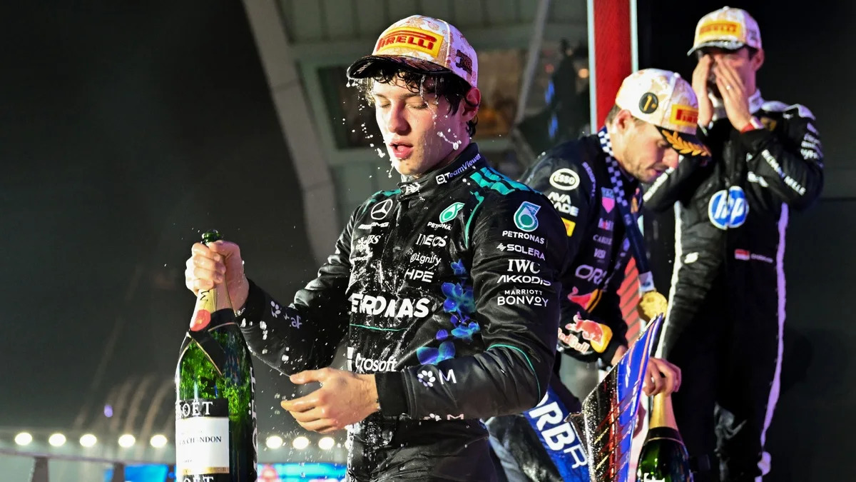 How Kimi Antonelli Can Claim F1 US GP World Championship 3 Mercedes' Kimi Antonelli leads the 2026 championship heading into the US Grand Prix