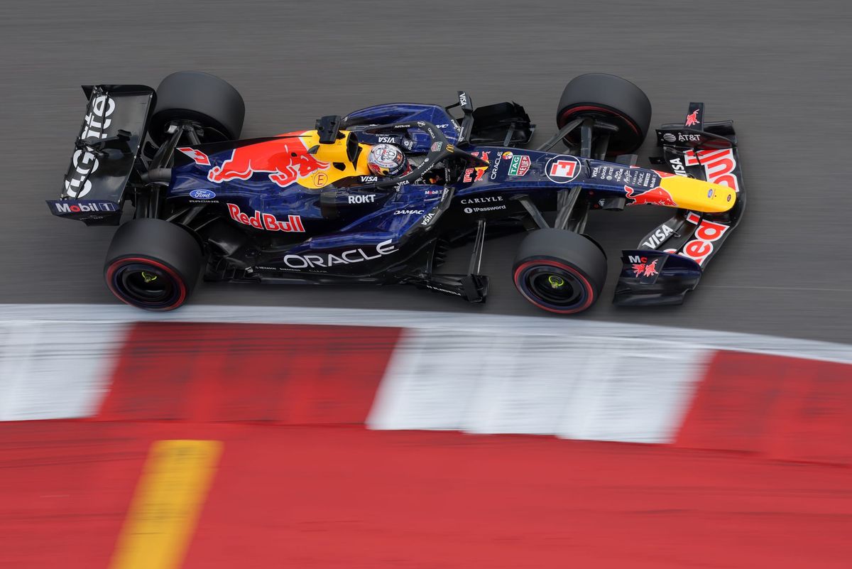 How Verstappen Lost Pole to Antonelli and Nearly Fell to Hadjar 2 Kimi Antonelli edges Max Verstappen to pole with superior mid-corner stability