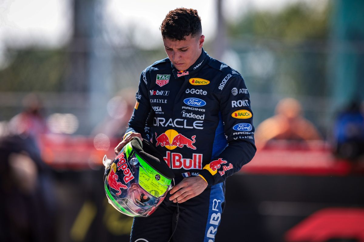 Hadjar Labels Singapore Race Performance as ‘Very Poor’ 1 isack hadjar disappointed with his qualifying performance in miami Hadjar Labels Singapore Race Performance as ‘Very Poor’