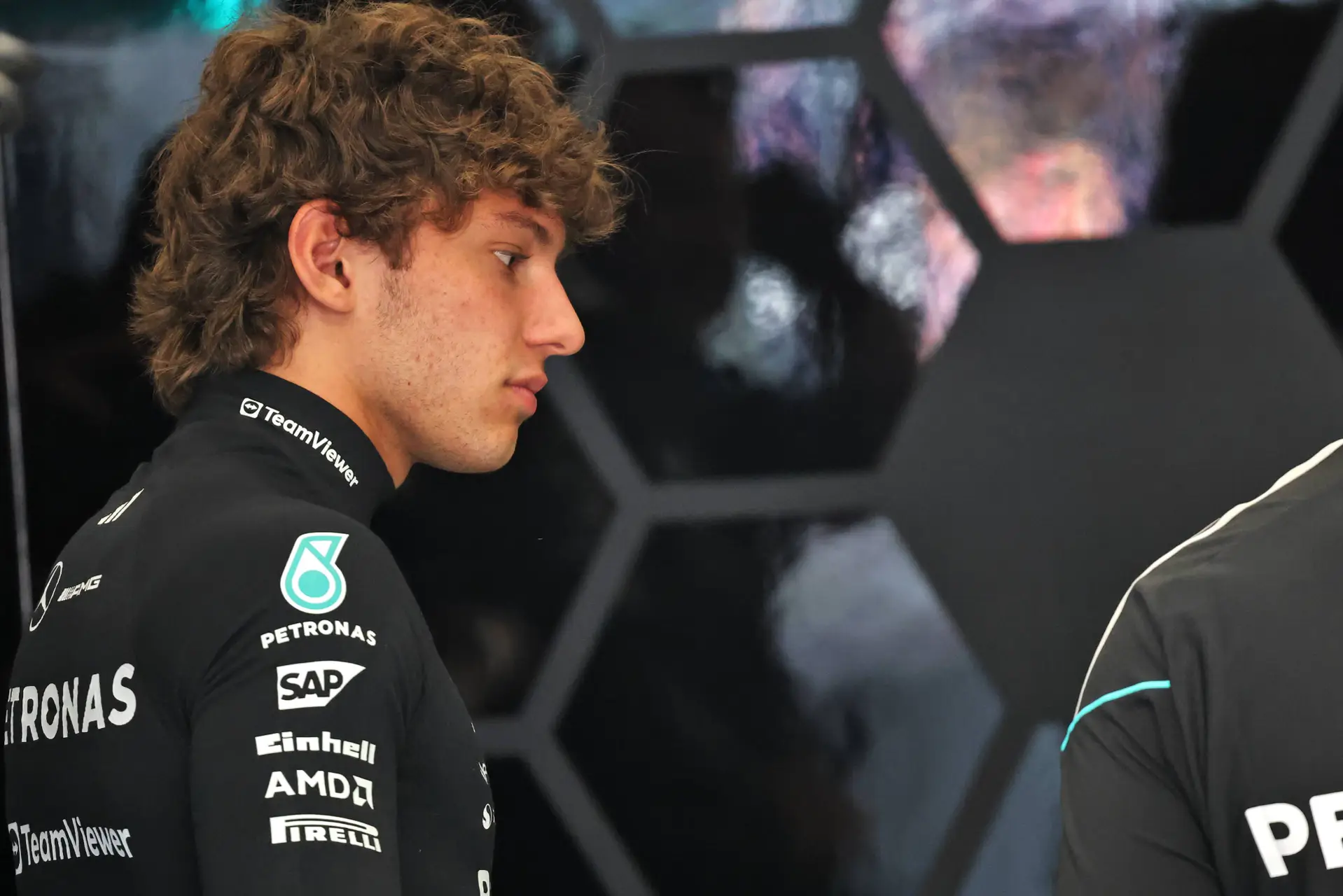 Mercedes Spots Likely Cause of Kimi Antonelli Leak at Singapore 3 Kimi Antonelli during a Mercedes media session discussing penalties and strategy