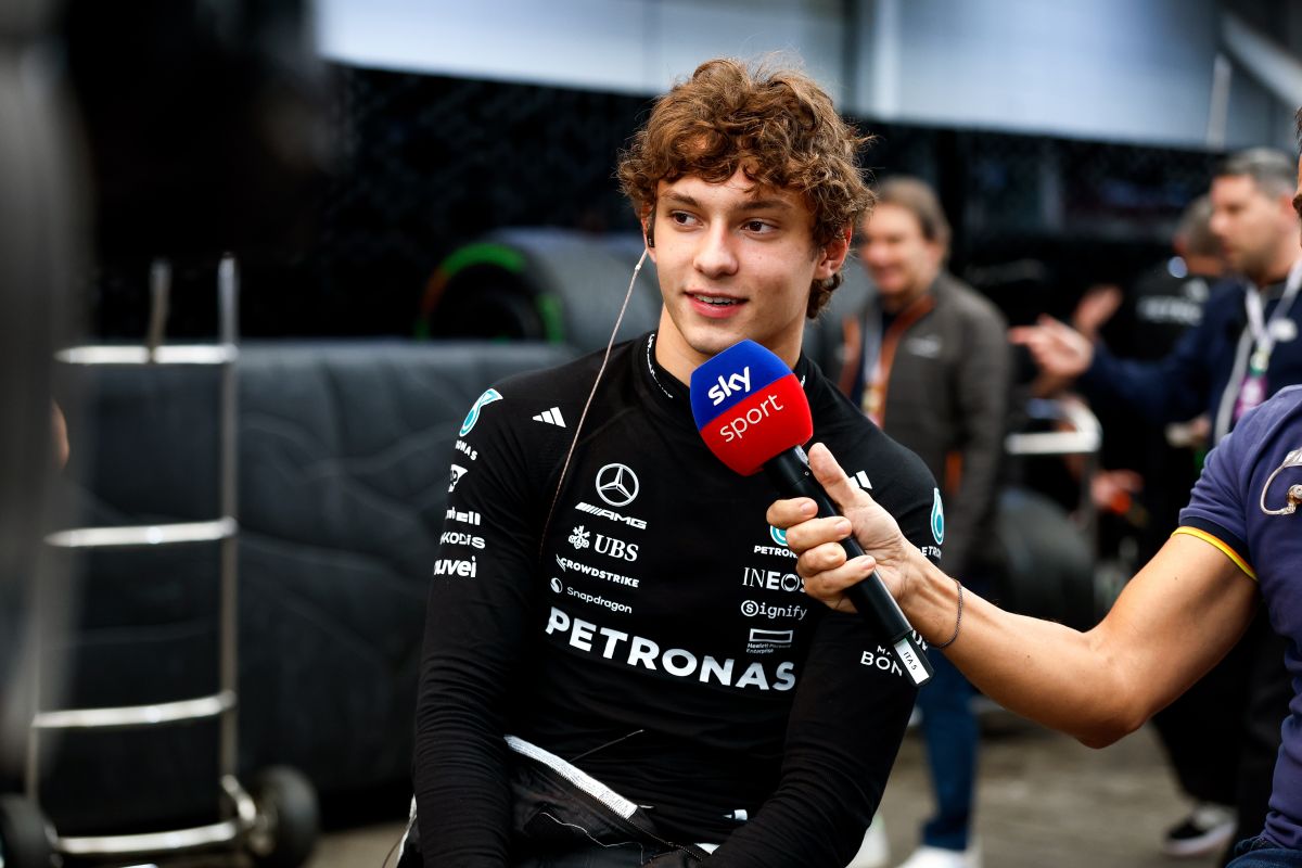 Toto Wolff Stunned by Kimi Antonelli’s Latest Unbelievable Feat 1 kimi antonelli second in the brazilian sprint congratulated by Toto Wolff Stunned by Kimi Antonelli’s Latest Unbelievable Feat