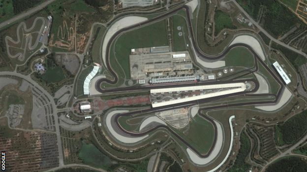 Malaysia F1 Start Halted After Several Cars Stall on Grid 3 Safety car and F1 pack navigate soaked Sepang during a delayed start