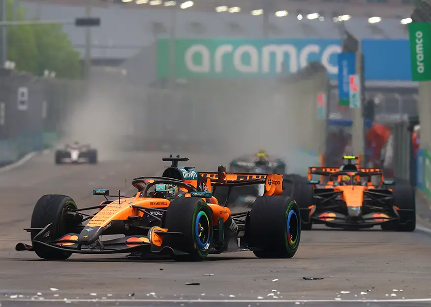 Norris Admits He Let Down McLaren Over Piastri Dispute 3 McLaren drivers Lando Norris and Oscar Piastri after their collision at Marina Bay
