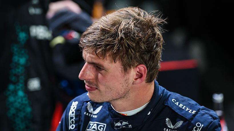 Max Verstappen Dominates F1 Rivals in Early Singapore Showdown 2 Max Verstappen during qualifying at the Marina Bay Street Circuit
