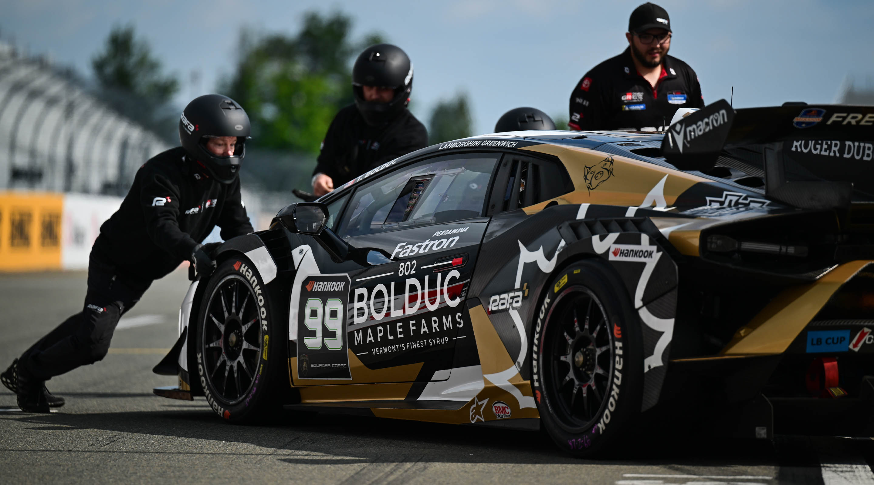 Lamborghini Super Trofeo NA Race 2: Bamber Dominates for Victory 2 Will Bamber leads during Lamborghini Super Trofeo North America at Monza