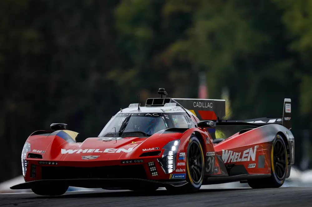 Team Cadillac’s Winning Strategy Secures Two IMSA Titles for GM 2 Cadillac’s multi-team IMSA operation celebrates a dual-manufacturer sweep at Road Atlanta