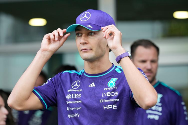 George Russell Endures Frightening Crash in Delayed Singapore Sprint 2 Max Verstappen leads the Singapore Sprint after early drama.