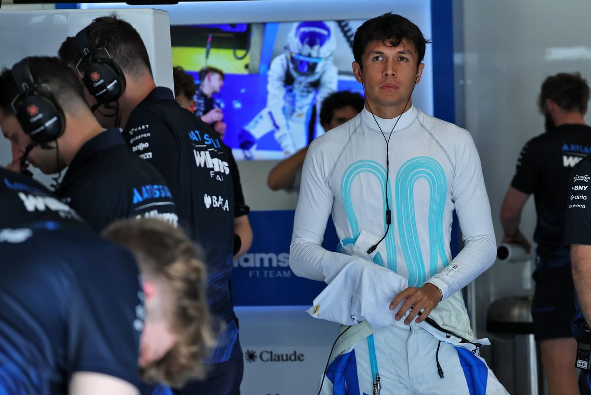 Inside F1's Urgent Cooling Vest Challenge Explained 2 George Russell and Mercedes weigh F1 cooling vest options under the cost cap