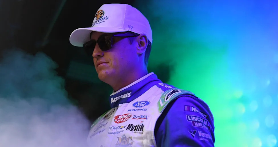 Zane Smith Hit With $50,000 Fine After Intense Post-Race Clash 2 Zane Smith and Carson Hocevar in post‑race contact at Phoenix Raceway