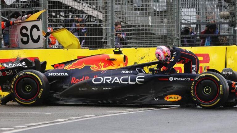 australian gp jack doohan and isack hadjar crash as rookies face Red Bull Rookie Crashes Shockingly in Public F1 Incident