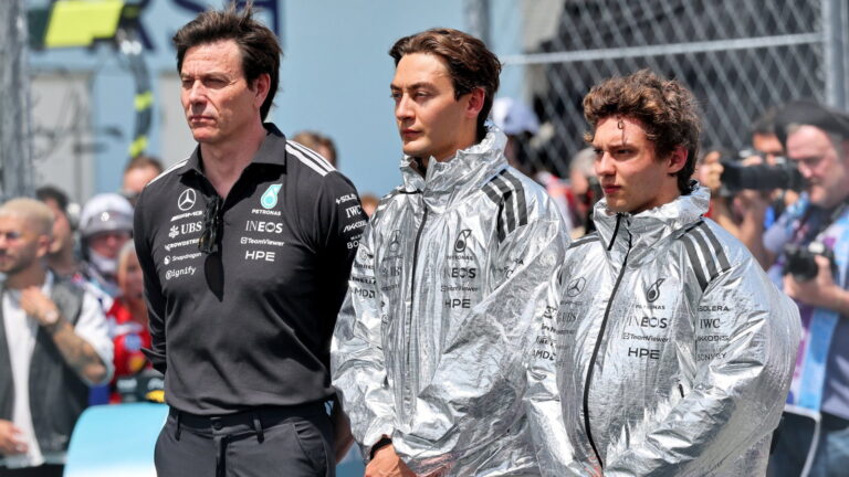 mercedes boss toto wolff warns kimi antonelli about killer f1 Toto Wolff Warns Kimi Antonelli of Mercedes’ Fierce F1 Title Threat