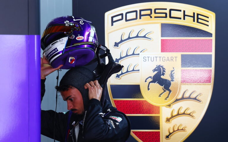 Pascal Wehrlein Stunned as Strange Problem Costs Formula E Title 4 pascal wehrlein lost for words as strange issue triggers formula Pascal Wehrlein Stunned as Strange Problem Costs Formula E Title