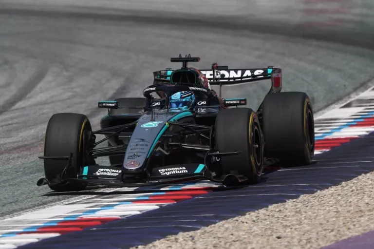 f1 austrian gp george russell holds off charging max verstappen Russell Holds Off Rival for First Win Since Season Start