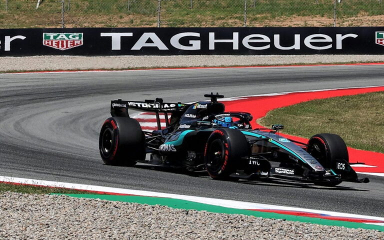 george russell survives late lewis hamilton scare for bounce back Russell Clinches Barcelona F1 Pole Despite Hamilton’s Late Surge