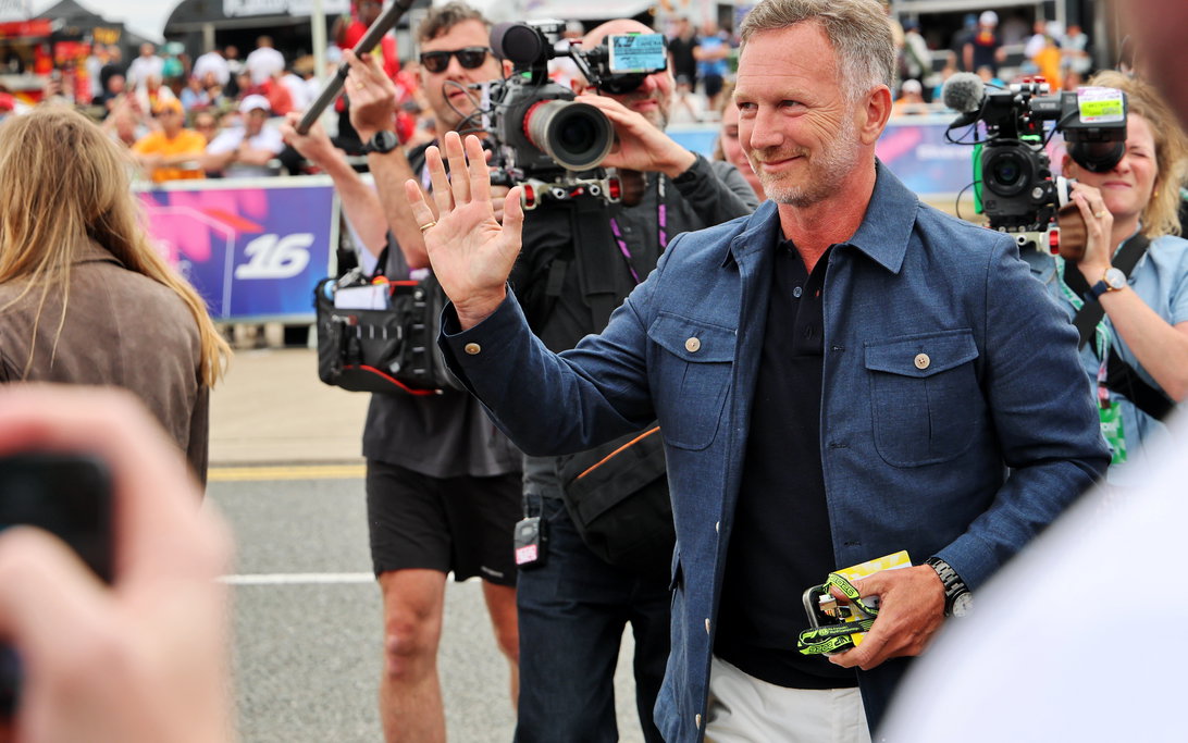 christian horner f1 options cause division after long awaited Christian Horner Sparks Debate After Highly Anticipated F1 Paddock Return