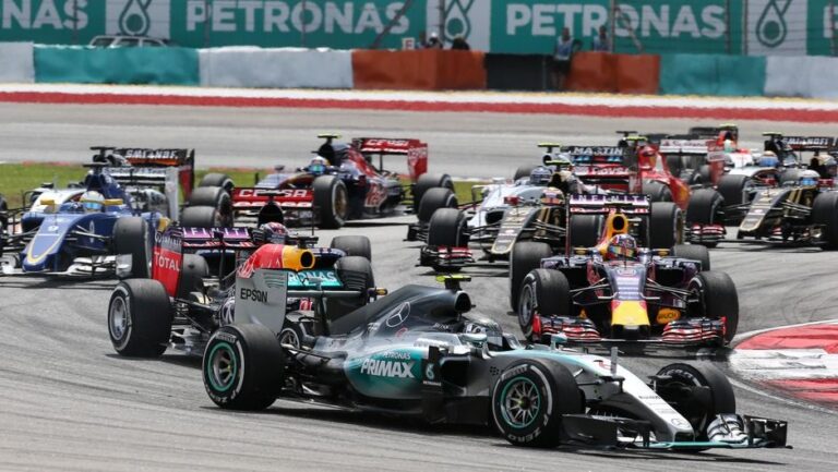 dhl fastest lap award 2015 formula 1 petronas malaysia grand prix Which Current F1 Drivers Competed in the Final Malaysia Grand Prix