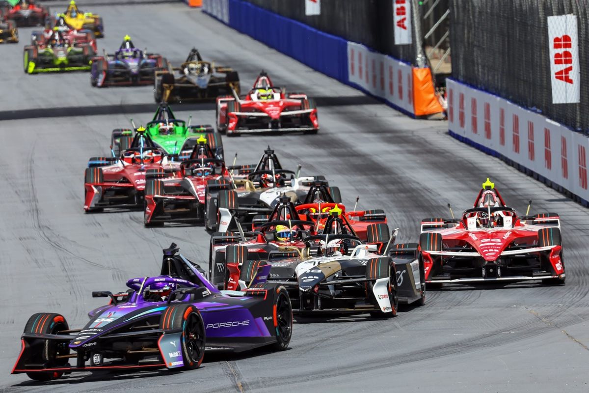 Huge Turnaround in Formula E Title Battle With Three Races Remaining 1 formula e finally has a hostile title fight again Huge Turnaround in Formula E Title Battle With Three Races Remaining